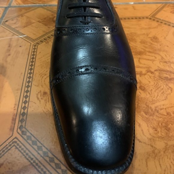 Tom Ford black brogue lace-ups size 9 1/2